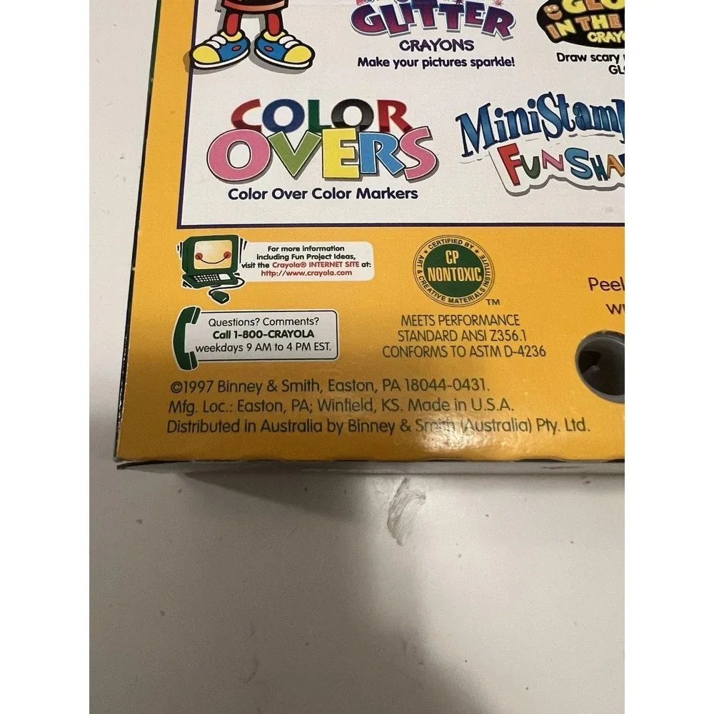 Crayola Crayons Vintage 1997 Box with  Sharpener - Binney & Smith New Lot Of (2)